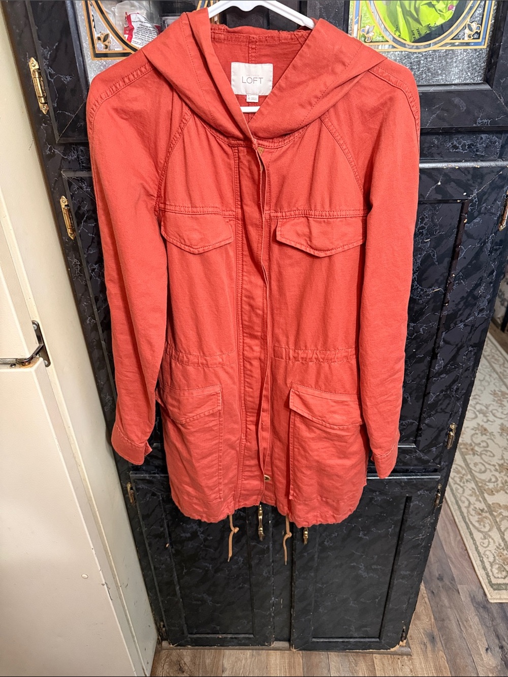 LOFT Coral Hooded Utility Jacket xs in size 33 inches long 18 inch wide